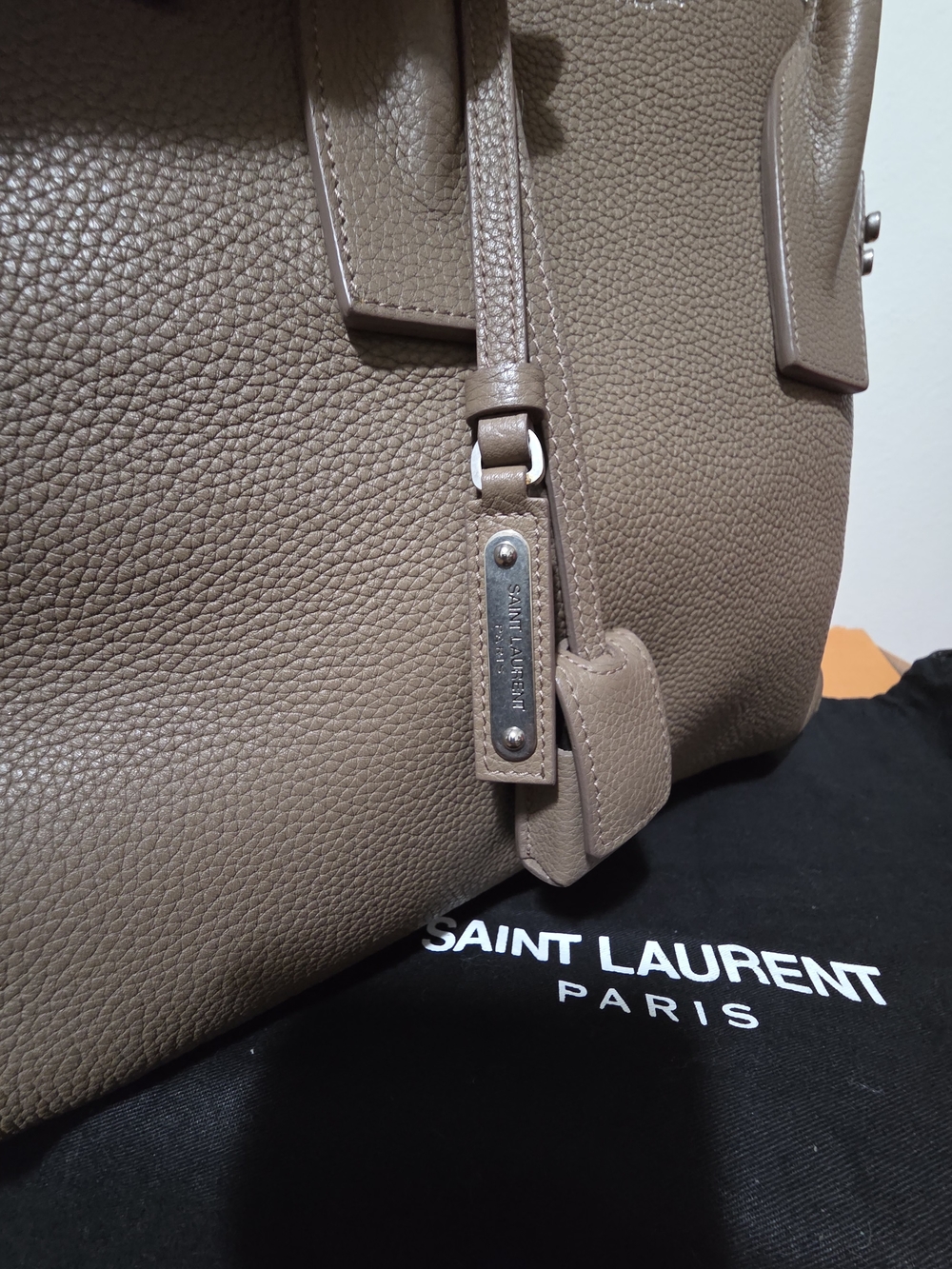Saint Laurent Taupe Leather Tote Bag - Picture 2 of 16